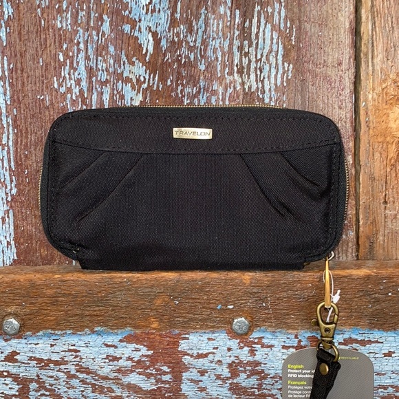 Travelon Identity Safe  Black Zipper Wallet - Picture 1 of 5